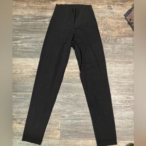 Offline by Arie Leggings